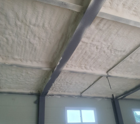 화성시 골드 덱 신축현장: 경질 우레탄폼으로 완벽한 단열공사 성공 사례