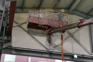 경질우레탄폼으로 낡은 판넬 천정 보강: 강력한 내구성과 방수의 혁신